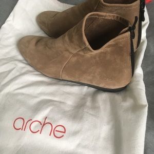 Arche suede booties